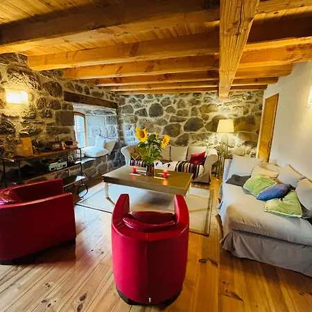 Buron De Livernade Holiday home Brezons